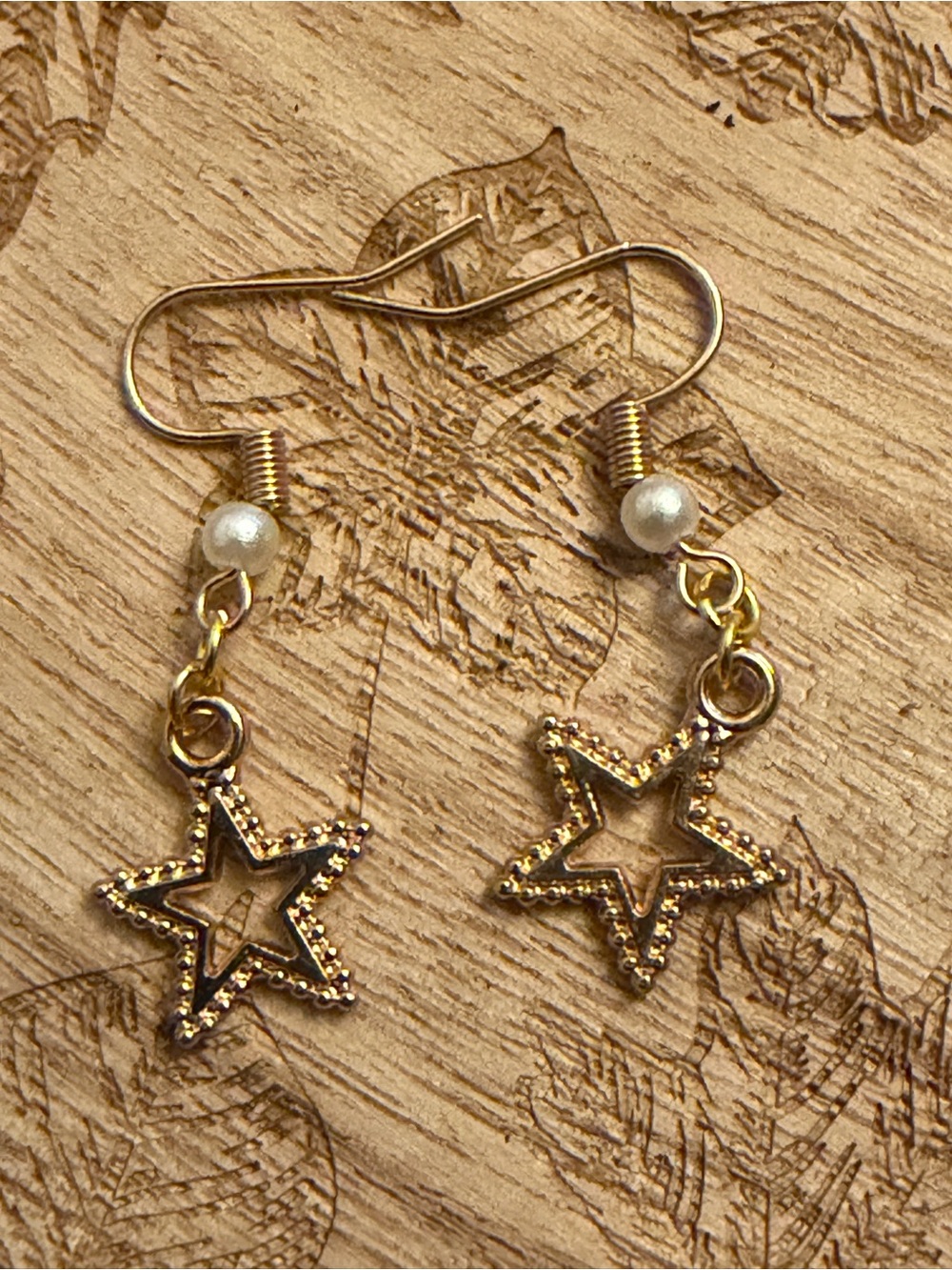 Gold Tone Open Star Dangle Earrings with Faux Pearl Beads